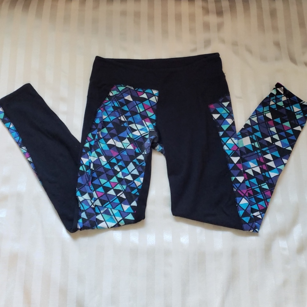 Geometric Pattern Leggings